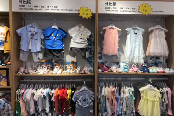開母嬰店，去嬰兒衣服批發市場進貨劃算嗎？